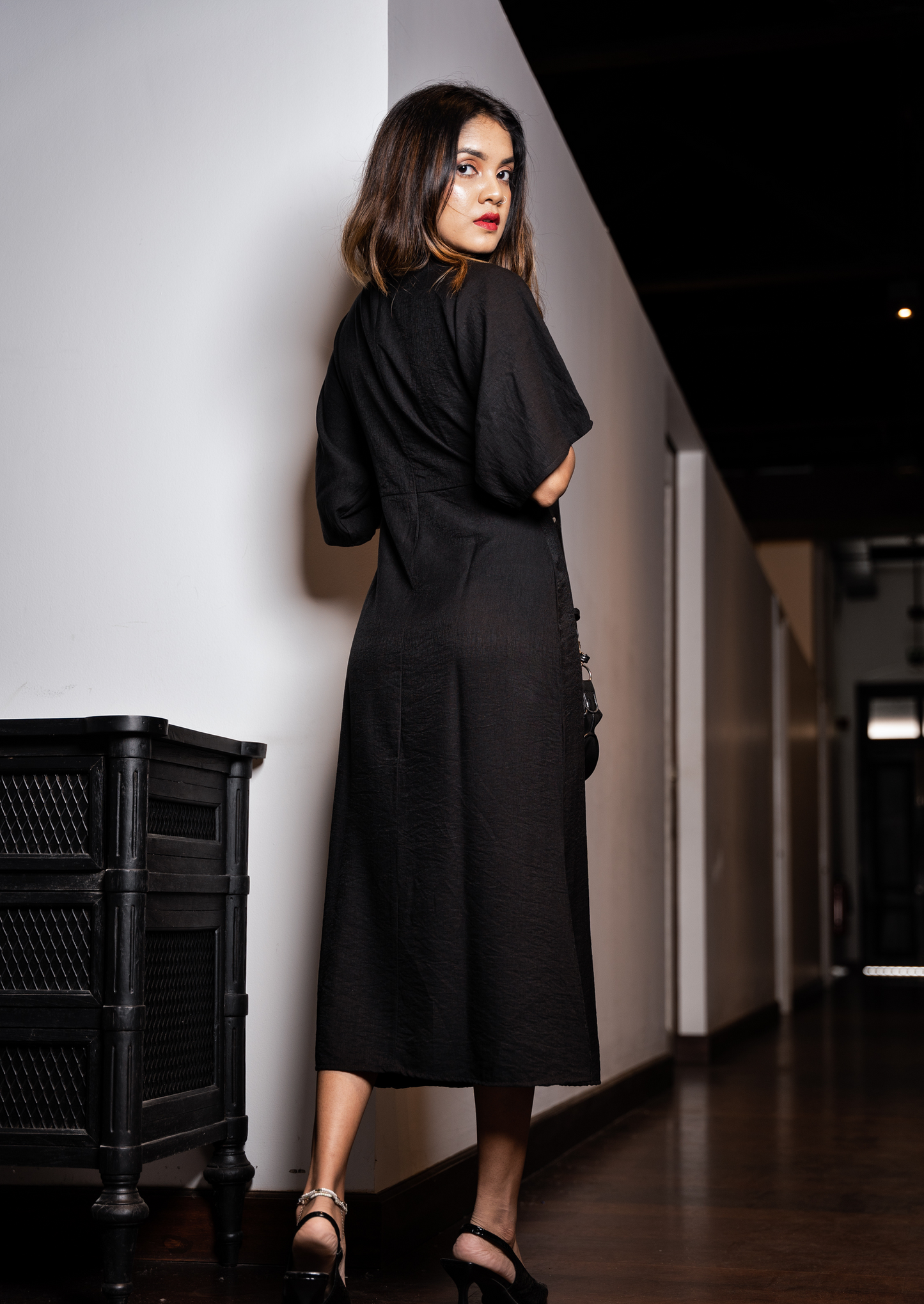 HER - Iris Black Midi Dress SU001