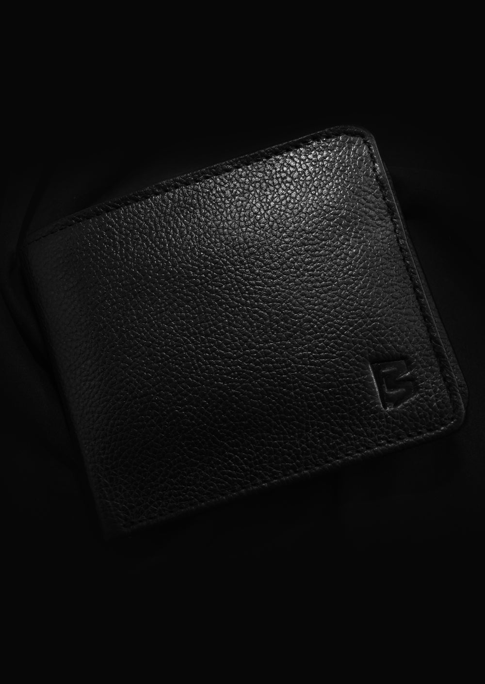 BLACK O WHITE PREMIUM MEN'S WALLET - 1 YEAR WARRANTY